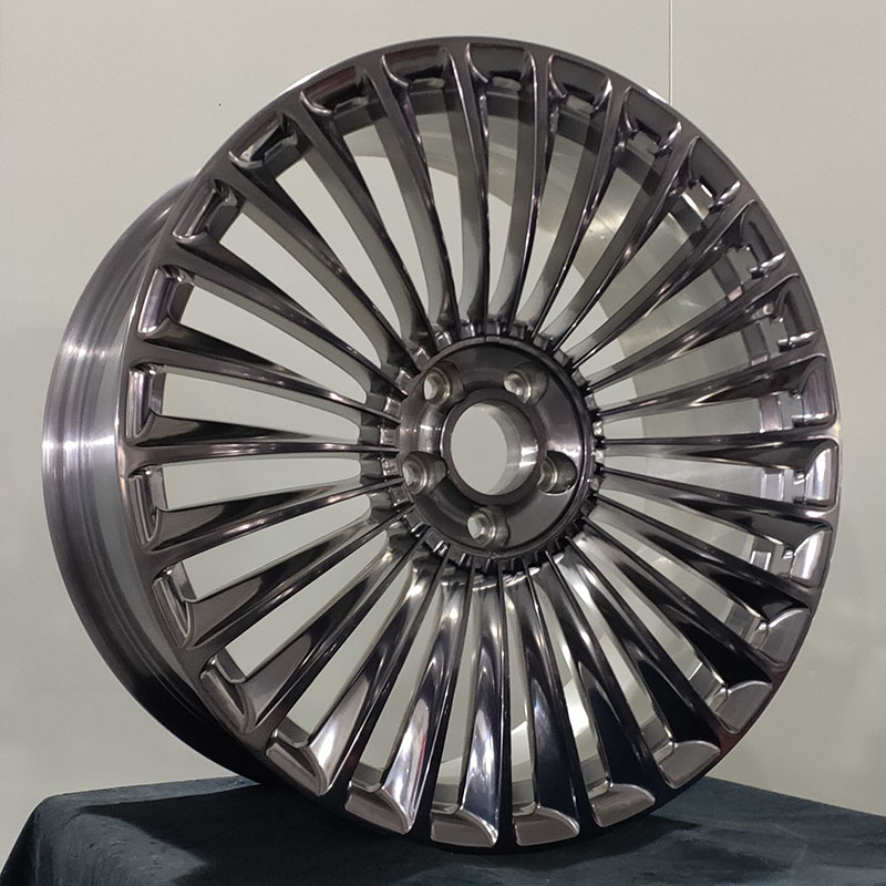 Polished car wheel rim